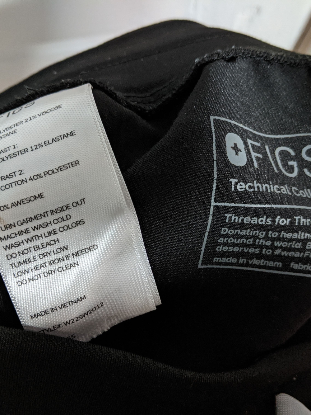 Figs Scrub Set - Picture 3 of 3